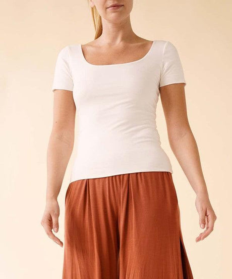 Top 10 Must-Have Family Outfits for Every Season - FamilyClothes